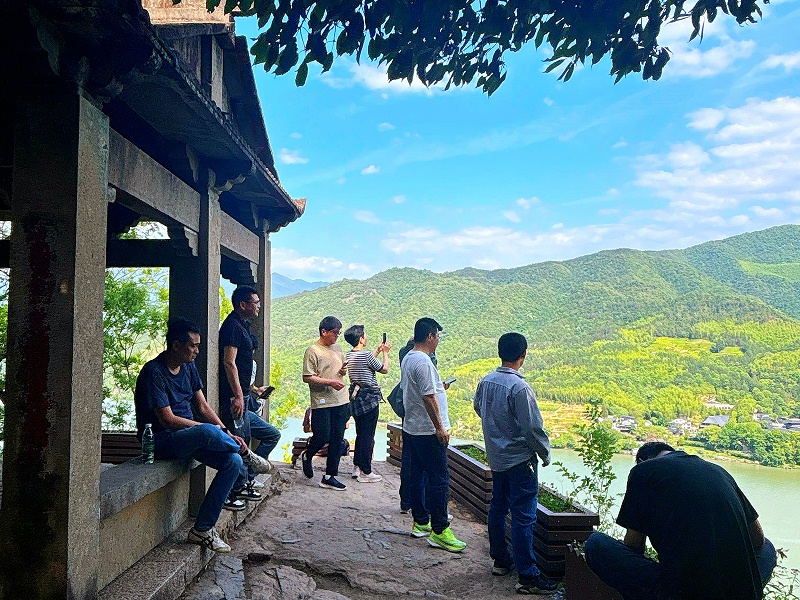 山顶